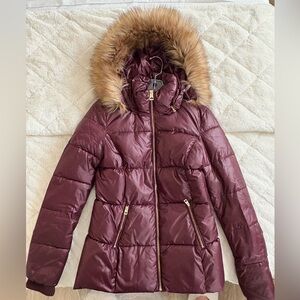 Guess Maroon Puffer Jacket with Faux Fur Trim size xs like a new